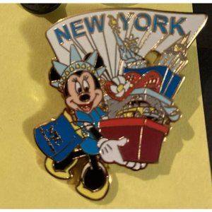 World Of Disney 2006 Minnie Mouse New York Statue Of Liberty Trading Pin #49634